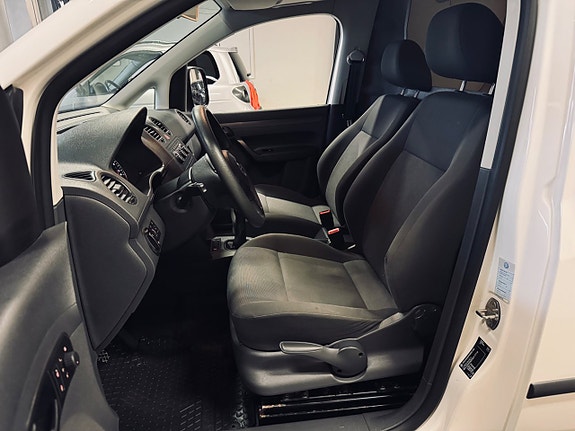 Volkswagen Caddy 13 of 19
