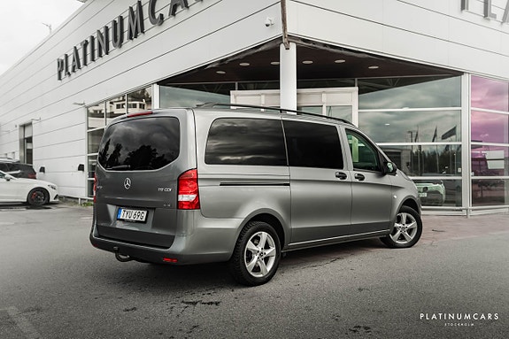 Mercedes-Benz Vito 119 2 of 24