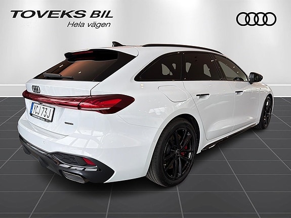 Audi A5 3 of 25