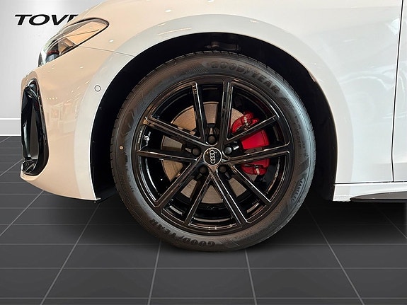 Audi A5 9 of 25