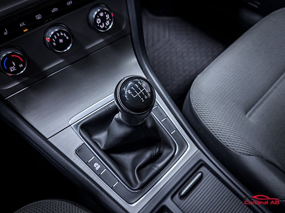 Volkswagen Golf SW 1.4 TSI 125 ch Flexfuel E85 • Régulateur  • Sièges chauffants • Crit'Air 1