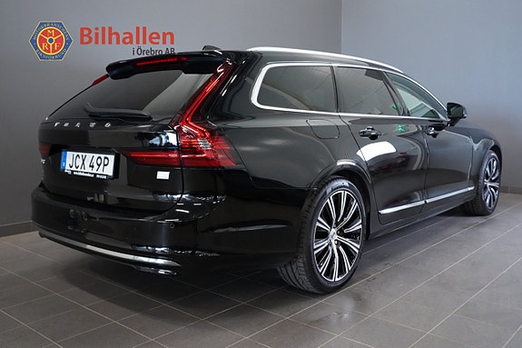 Volvo V90 2 of 28