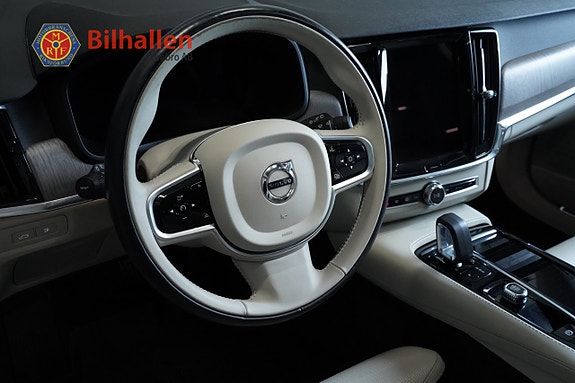 Volvo V90 6 of 28