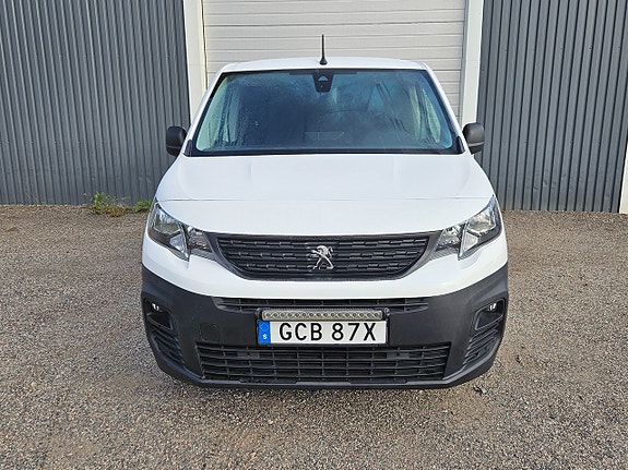 Peugeot Partner 4 of 10