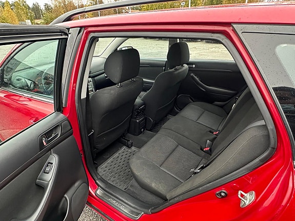 Toyota Avensis 9 of 10