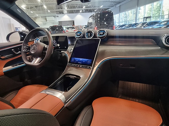 Mercedes-Benz GLC300 de 11 of 18