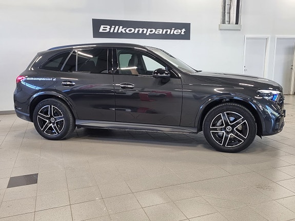 Mercedes-Benz GLC300 de 2 of 18