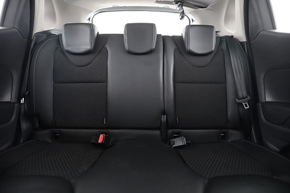 Renault Clio 16 of 30