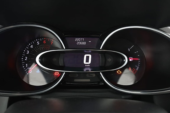 Renault Clio 20 of 30