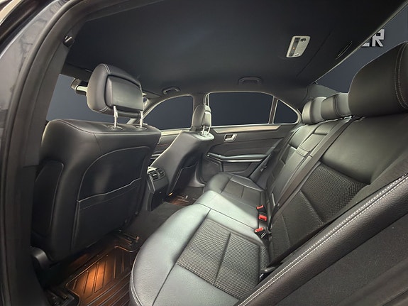 Mercedes-Benz E220 8 of 14