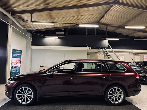 Volkswagen Passat 6 of 30