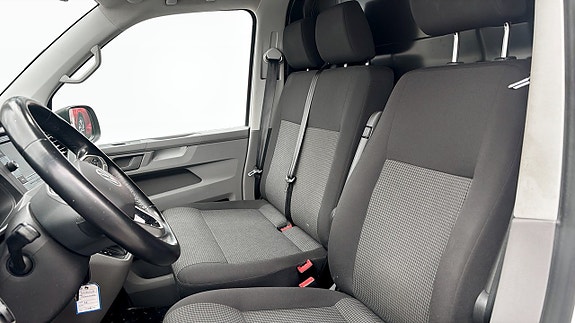 Volkswagen Transporter 8 of 12