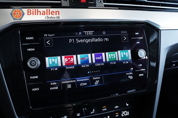 Volkswagen Passat 9 of 24