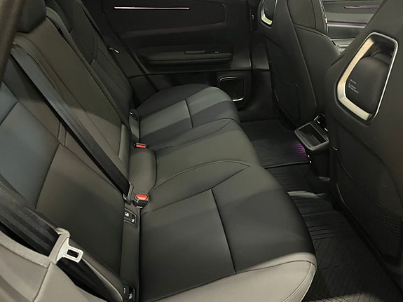 Polestar 4 10 of 20