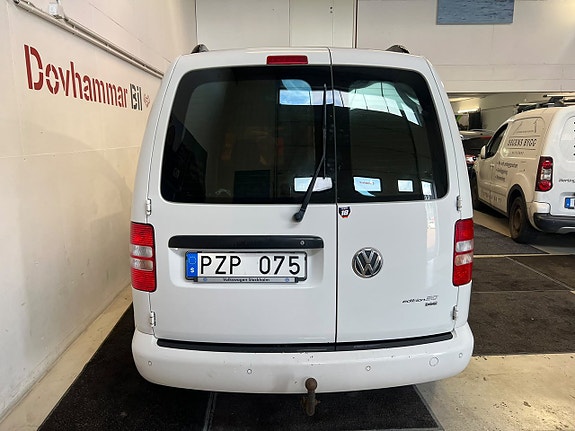 Volkswagen Caddy 8 of 16