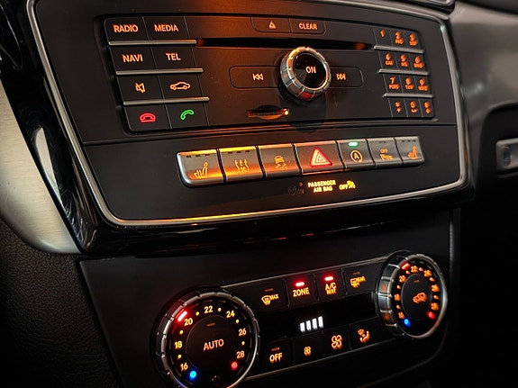 Mercedes-Benz GLE350 d 13 of 25