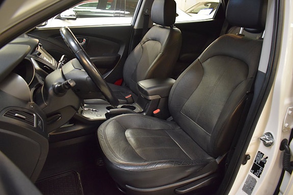 Hyundai ix35 8 of 15