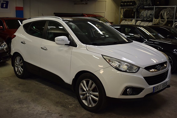 Hyundai ix35 2 of 15