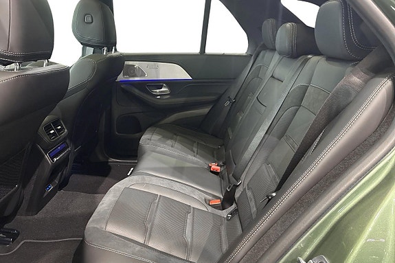 Mercedes-Benz GLE53 10 of 17