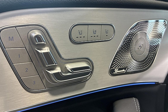 Mercedes-Benz GLE53 14 of 17