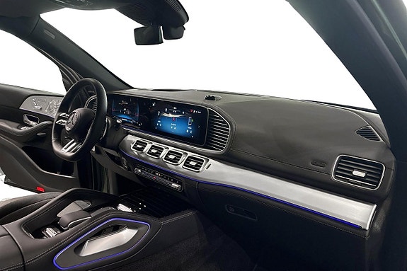 Mercedes-Benz GLE53 9 of 17