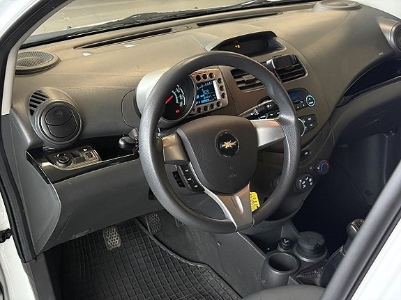 Chevrolet Spark 9 of 15