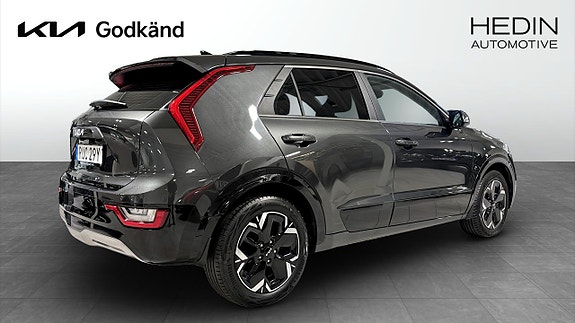Kia e-Niro 2 of 9