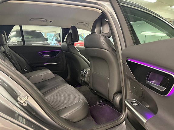Mercedes-Benz C180 12 of 27