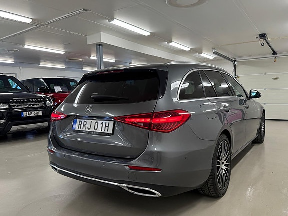 Mercedes-Benz C180 8 of 27
