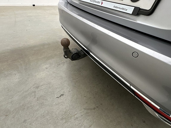 Volkswagen Passat 9 of 30