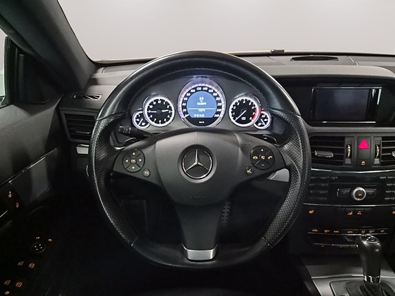 Mercedes-Benz E350 16 of 18