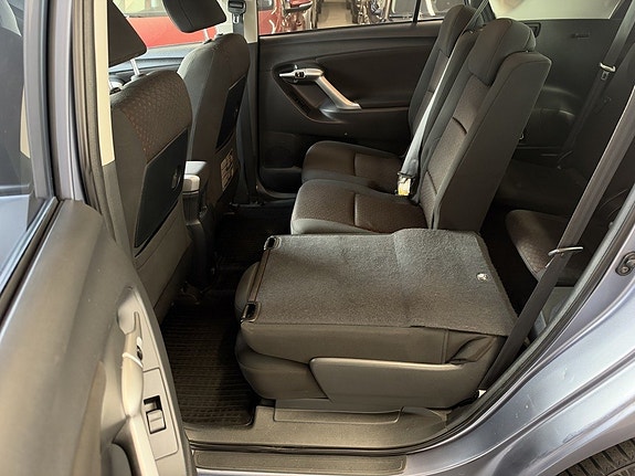 Toyota Verso 19 of 27