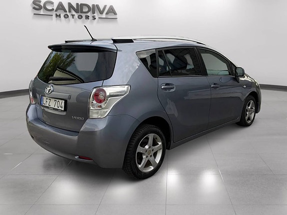 Toyota Verso 8 of 27