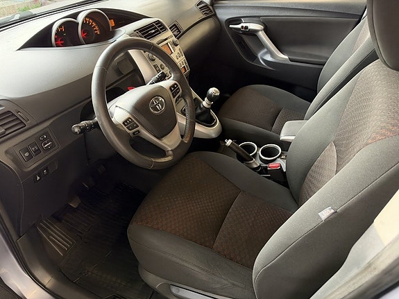 Toyota Verso 20 of 27