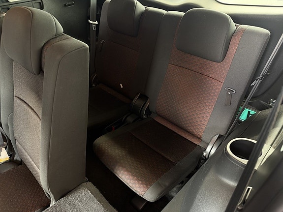Toyota Verso 18 of 27