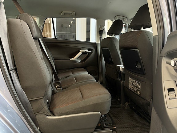 Toyota Verso 16 of 27