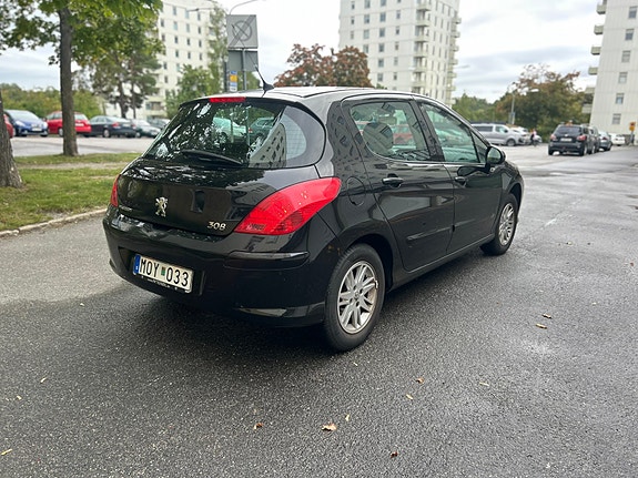 Peugeot 308 4 of 10