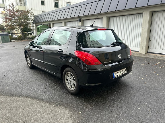 Peugeot 308 6 of 10