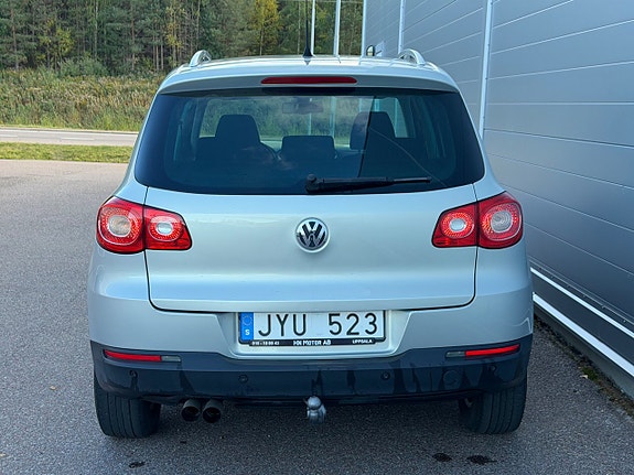Volkswagen Tiguan 6 of 14