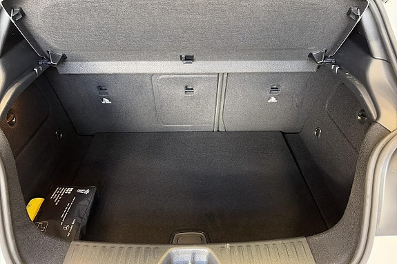 Mercedes-Benz A180 20 of 20