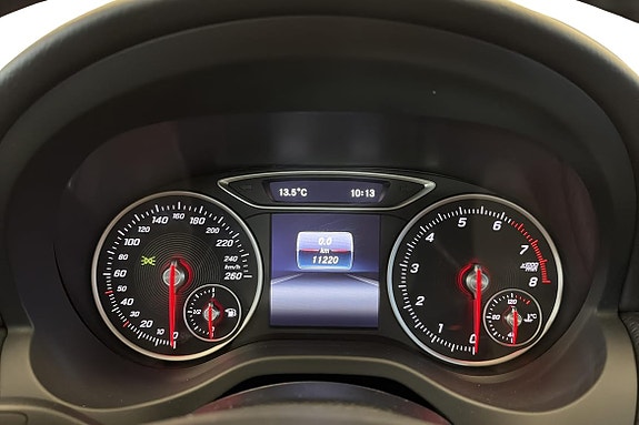 Mercedes-Benz A180 13 of 20