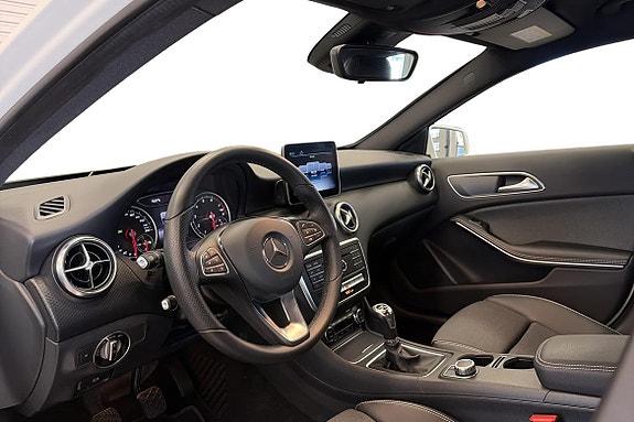 Mercedes-Benz A180 10 of 20