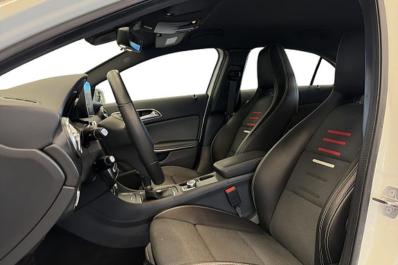 Mercedes-Benz A180 9 of 20