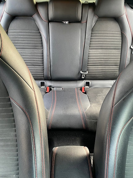 Mercedes-Benz GLA220 d 13 of 19