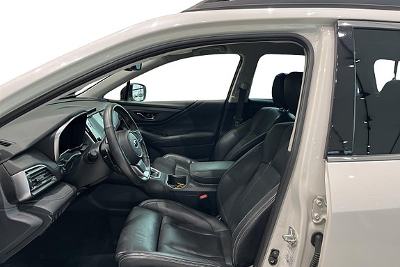 Subaru Outback 11 of 30