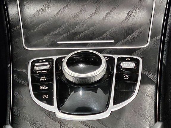 Mercedes-Benz C200 d 13 of 23