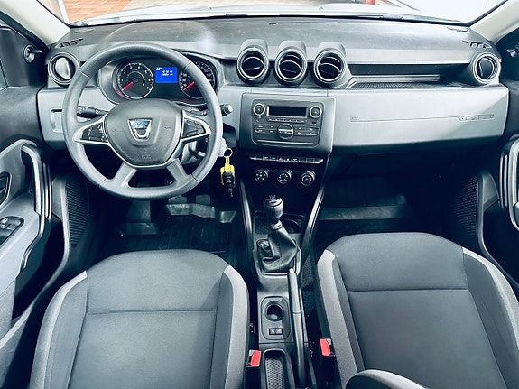 Dacia Duster 8 of 13