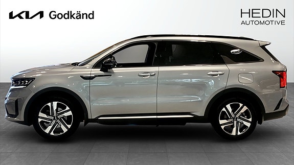 Kia Sorento 4 of 12