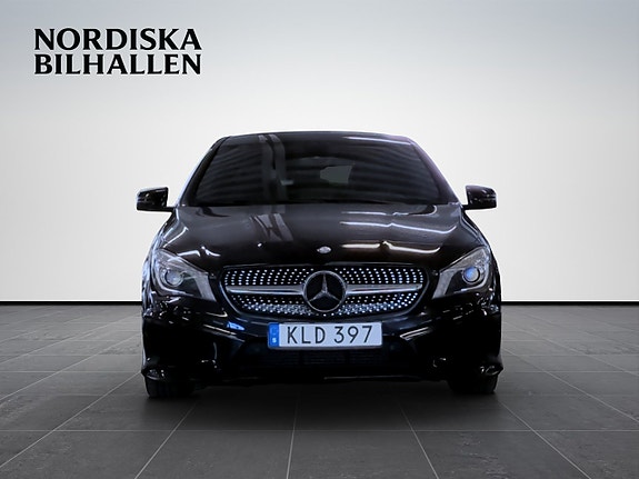 Mercedes-Benz CLA200 2 of 15