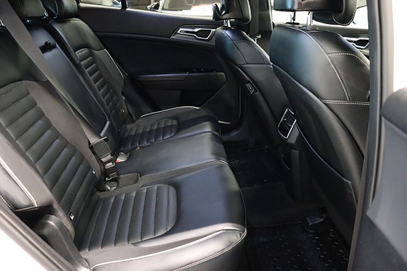 Kia Sportage 12 of 30